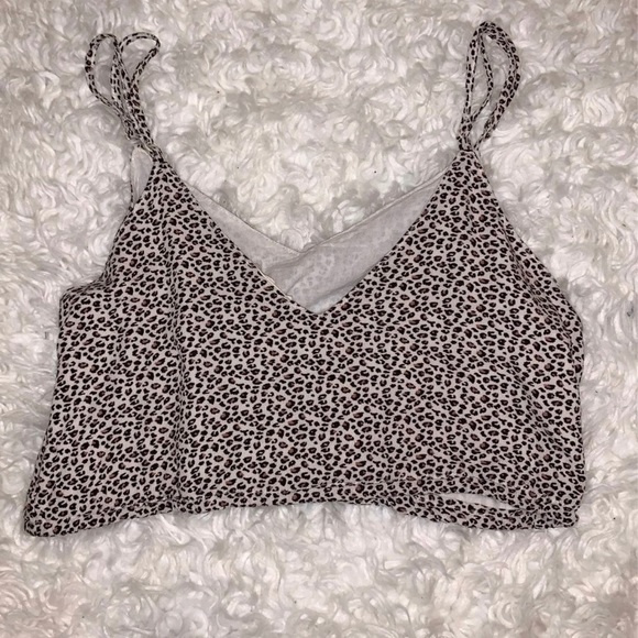 Cheetah crop top - Picture 2 of 2